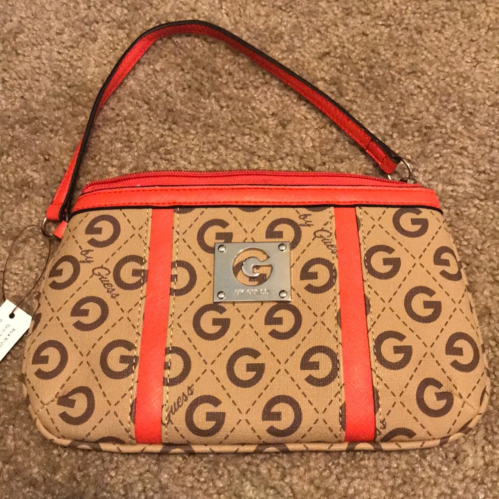 Guess Wristlet